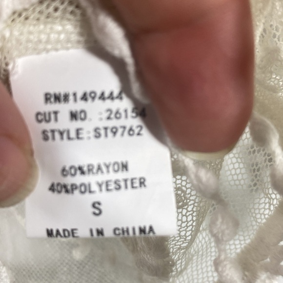 Ember Mesh, Lace, and Fringe White Short Sleeve Crop Top Size Small - Picture 7 of 7